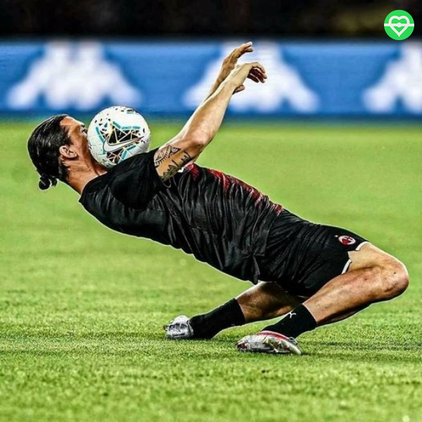Not bad for a 39-years old man Happy birthday, Zlatan Ibrahimovic  