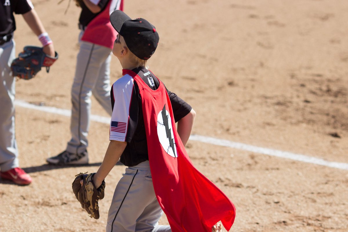 Throwback to the monsterbash with capes. Fyi, capes should be mandatory. It makes everything way more fun.
#MonsterBashBB20 #FBCOrange14uAAA 
@PlayMSP
#tweetsfrompoland