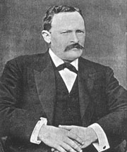 The kidney was examined by Dr Thomas Openshaw of the London Hospital, who determined that it was human and from the left side, but he could not determine any other biological characteristics. Openshaw subsequently also received a letter signed "Jack the Ripper".