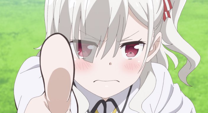 カリーパン 戦翼のシグルドリーヴァ 1話 特徴的な固有名詞から北欧神話がモチーフであることは分かるが 単語を抽出しているのみというか リゼロ作者 長月さんの脚本も モノローグで良さそうな場面で強引に台詞を乗せる違和感 不慣れな証拠 M A O