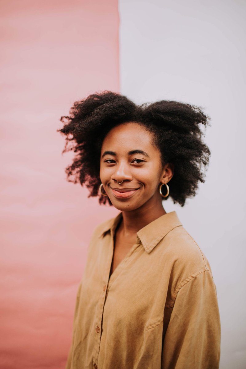 PublishingRead's tweet photo. Meet Odochi Akwani (@odochiakwani), our Marketing Director! She’s the brains behind our social media. Odochi is a senior double major in Journalism and Advertising &amp; PR. Odochi plans on continuing to travel while working in content creation after graduation. https://t.co/ro4RgIEyIk