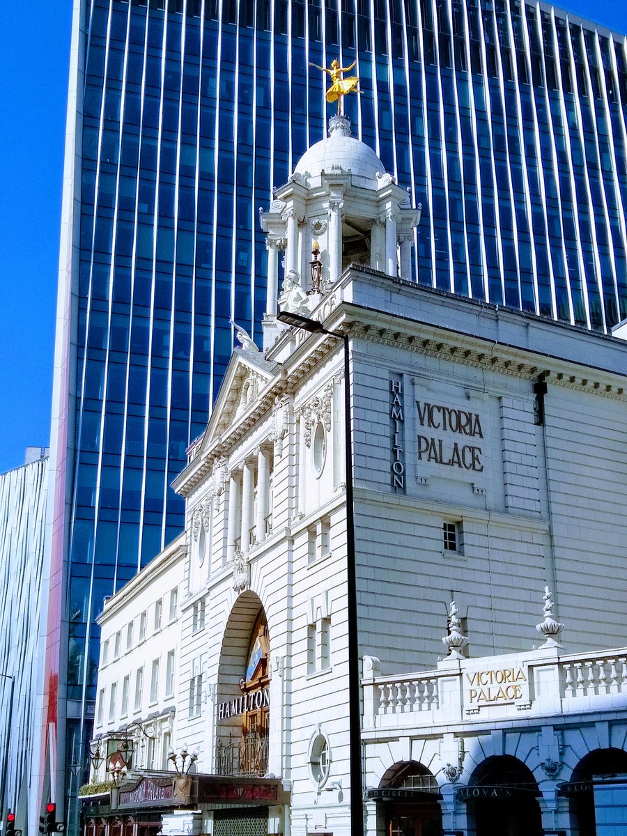 Anna Pavlova (1881-1931) was a principal artist of the Imperial Russian Ballet and the Ballets Russes of Sergei Diaghilev. Her statue sits atop the Victoria Palace Theatre near Victoria station.  #womenstatues