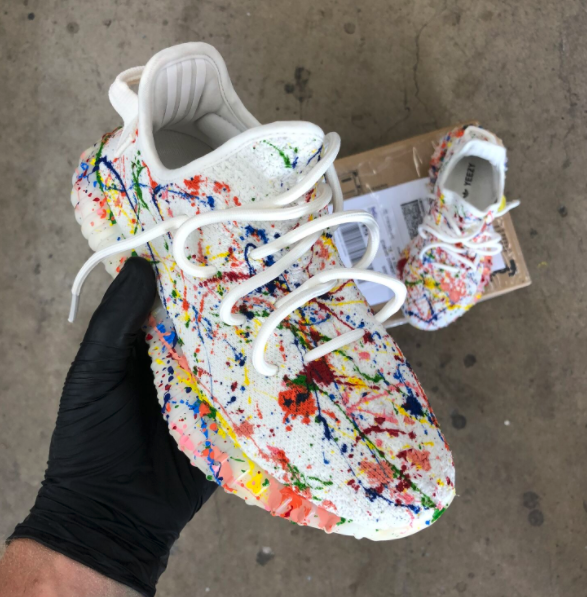 MrYourKicks's tweet photo. If you're in the sneaker-head family at all, we know you know what Yeezy's are! These Yeezy's have been hand-painted with this multicolored splatter design.
See more: https://t.co/v2VJkBJ45c
#customadidas #customizedadidas #paintedadidas #handpaintedadidas
#fashion #shoes https://t.co/8twDpwFRXd