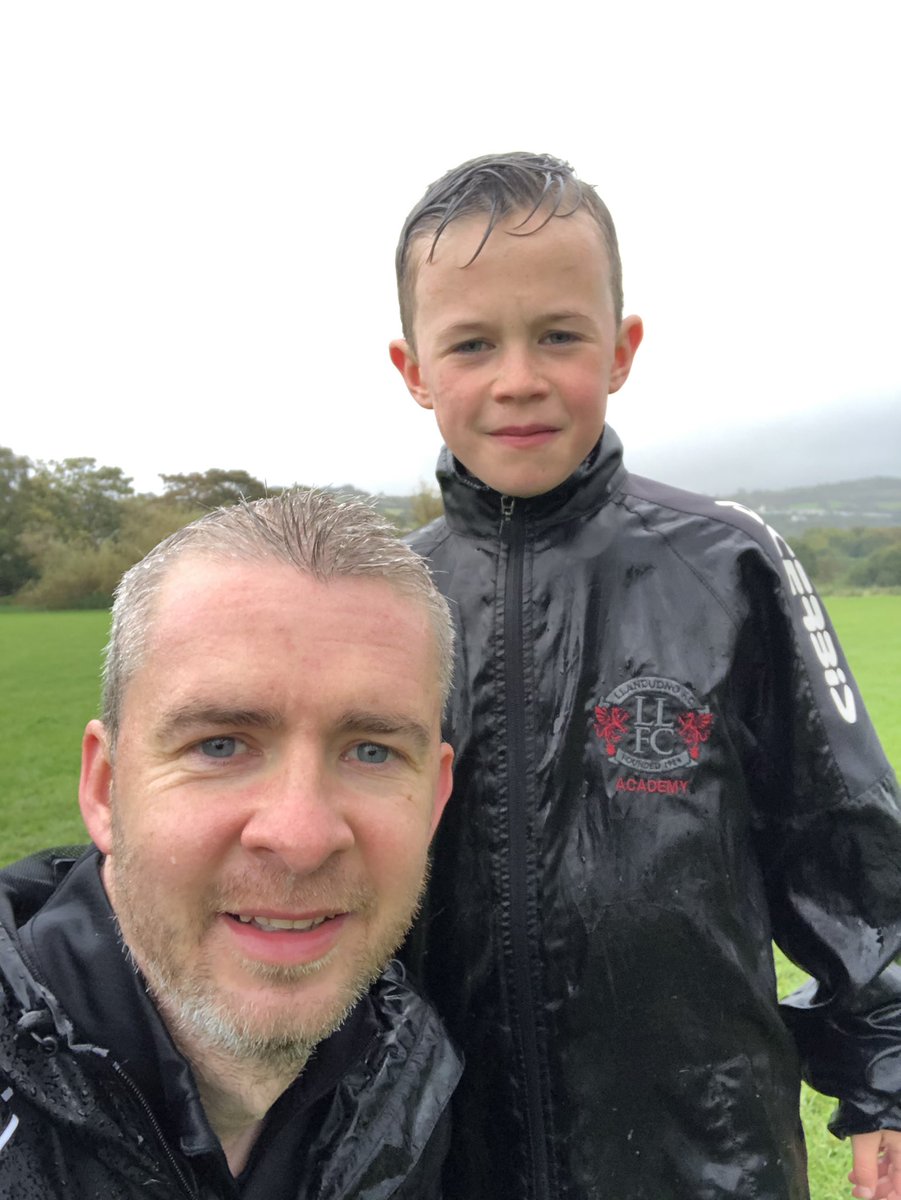 MarkRichardsDSW's tweet photo. What else is there to do on a day like this?! β½οΈπ§ππΌπ¨βπ¦
#PracticeMakesProgress #TopTekkers #TTPlayerOne #Soaked #Drenched https://t.co/geIcSxwI9T
