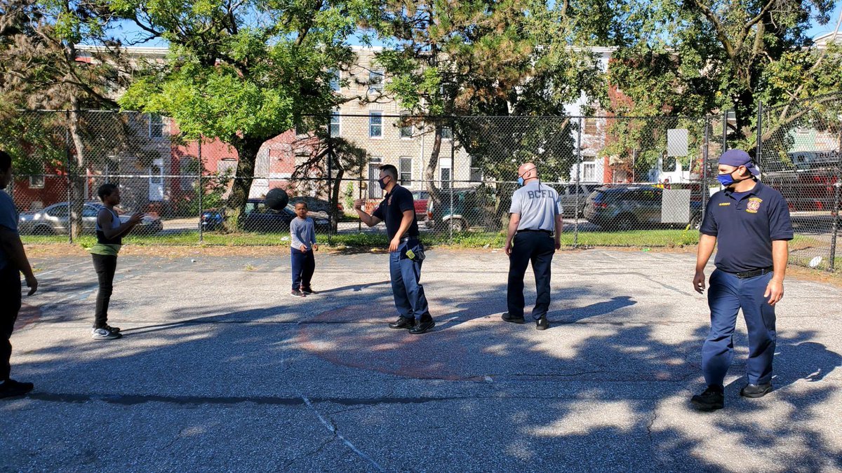 BCFDL734's tweet photo. On this B-E-A-utiful day in Baltimore, our members are out and about in the community. In between emergency calls, the members of #BCFDT23 joined a pick up game at Traci Adkins Park in the #MountClare neighborhood. https://t.co/s0BWgwpoXN