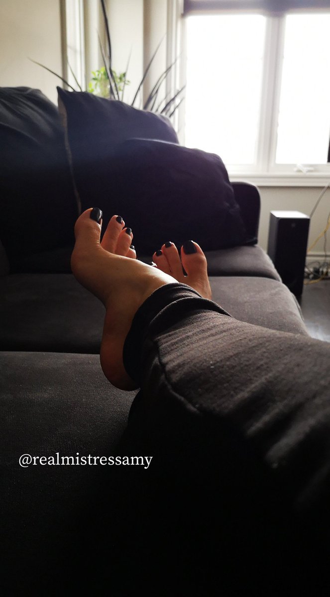 RealMistressAmy's tweet photo. Don't they look like they could taste like black licorice? Who wants to find out 🖤

#footpig #FOOTSLAVETRAINING #footparadise #truenorthfeet

@rt_feet 
@findom4feet 
@FootParadiseRT 
@RT_footfetish 
@RTfeetdom 
@ElitePromoFeet 
@rt_prettyfeet 
@rtfindomfeetp 
@coldfeetfiles https://t.co/kZ2uyqYyMn