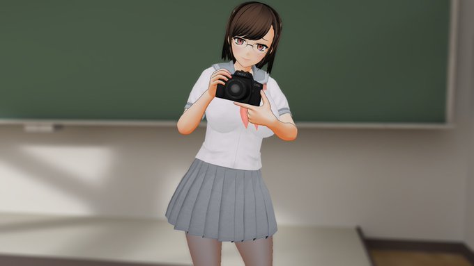 普段はオタクくんたちと仲良くしてる写真部の部長なんだってさw 