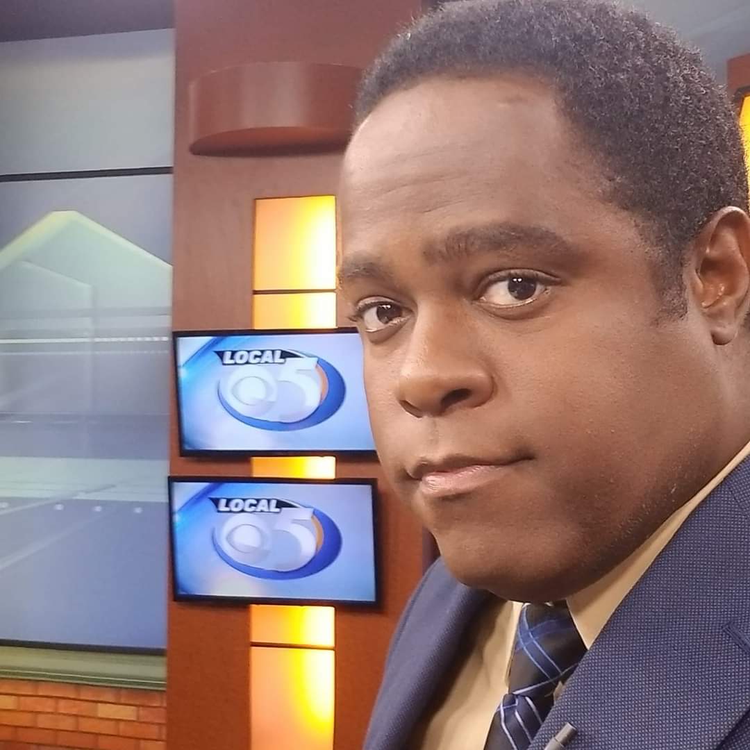 RichardsNewsNBC's tweet photo. Career News: I'm excited to announce that I am now the newest weekend anchor at #Local5News. It's a privilege to be able to provide accurate, factual stories. If you are outside of the viewing area, my stories are now available on Facebook Watch. #NABJLA https://t.co/6cfsuVQMkf