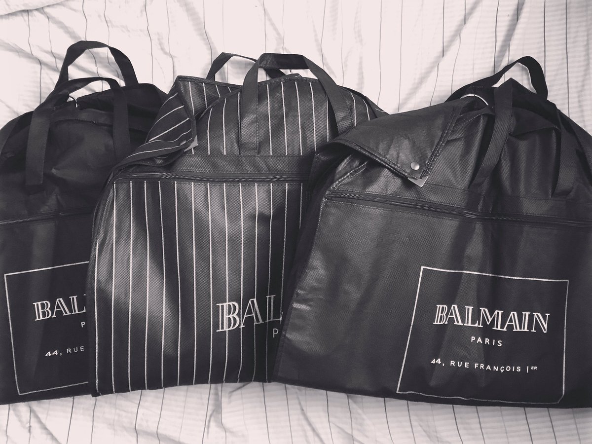 โSuit upโ - Barnabus โBarneyโ Stinson
#suits #suitstyle #balmain #HIMYM https://t.co/G6j34omwGe