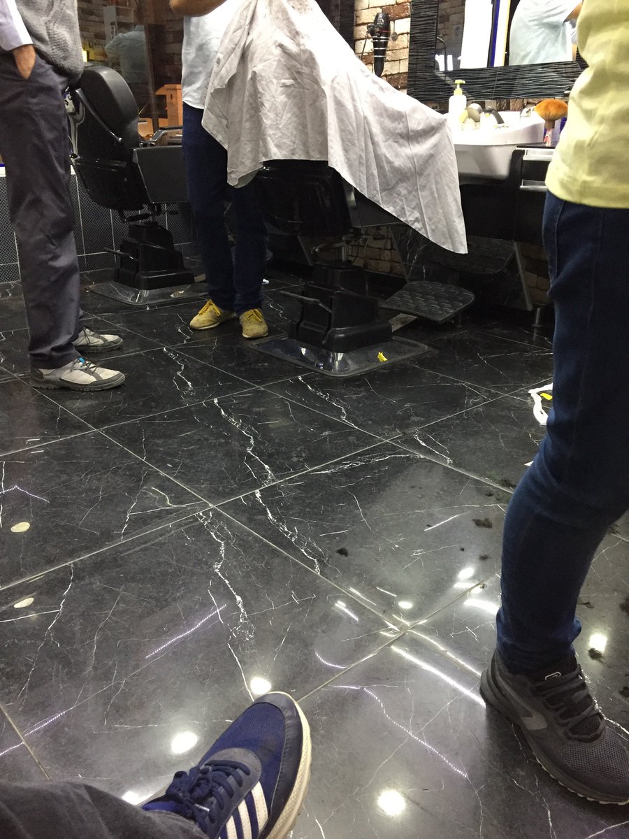 Millet alkolün gözüne vursun bende berberde sıra bekleyim felek ben senin 😃😃😃