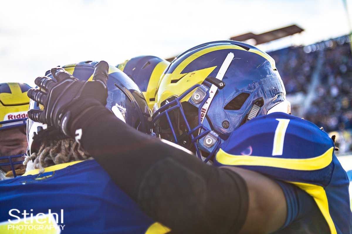 StiehlPhoto's tweet image. University of Delaware should have played @ElonFootball today.  But instead we go back to 2019 vs New Hampshire.  But, @CAAFootball returns in March.  Cant wait to see the schedule.  #collegegameday #football
