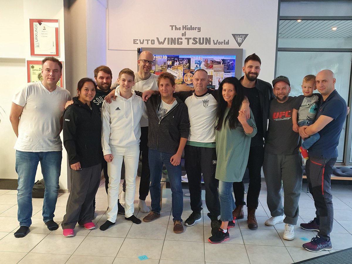 IStemmler's tweet photo. Feiertag? Nicht bei uns! Wir haben den Tag für ein schönes Team-Meeting genutzt!
Schönes Wochenende an alle! Wir sehen uns im Training!! https://t.co/QYXXO1wy0G