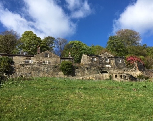 2/9 2018: our hives in the Pennine hills have been struggling over the challenging winters. I put an advert in Heb Web seeking pastures new for one of my bee colonies. Helen Meller and the lovely people  @Lumb_Bank answer the call.