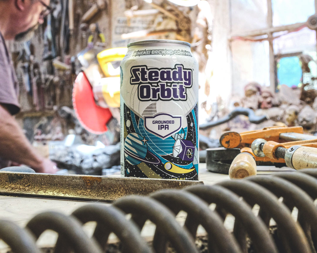 Our newest addition to our year-round lineup, Steady Orbit Grounded IPA, is on shelves now. Have you tried it yet?
#ninkasi #ninkasibrewing #steadyorbit #findyourorbit #steadyyourorbit #groundedipa #pnwbeer #oregonbeer #craftbeer #craftbrewery https://t.co/eFIZuwUa9i