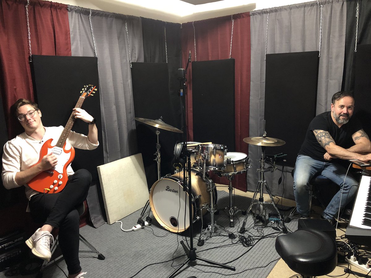 Working hard, or hardly working? 
#DoItAgain #Demos