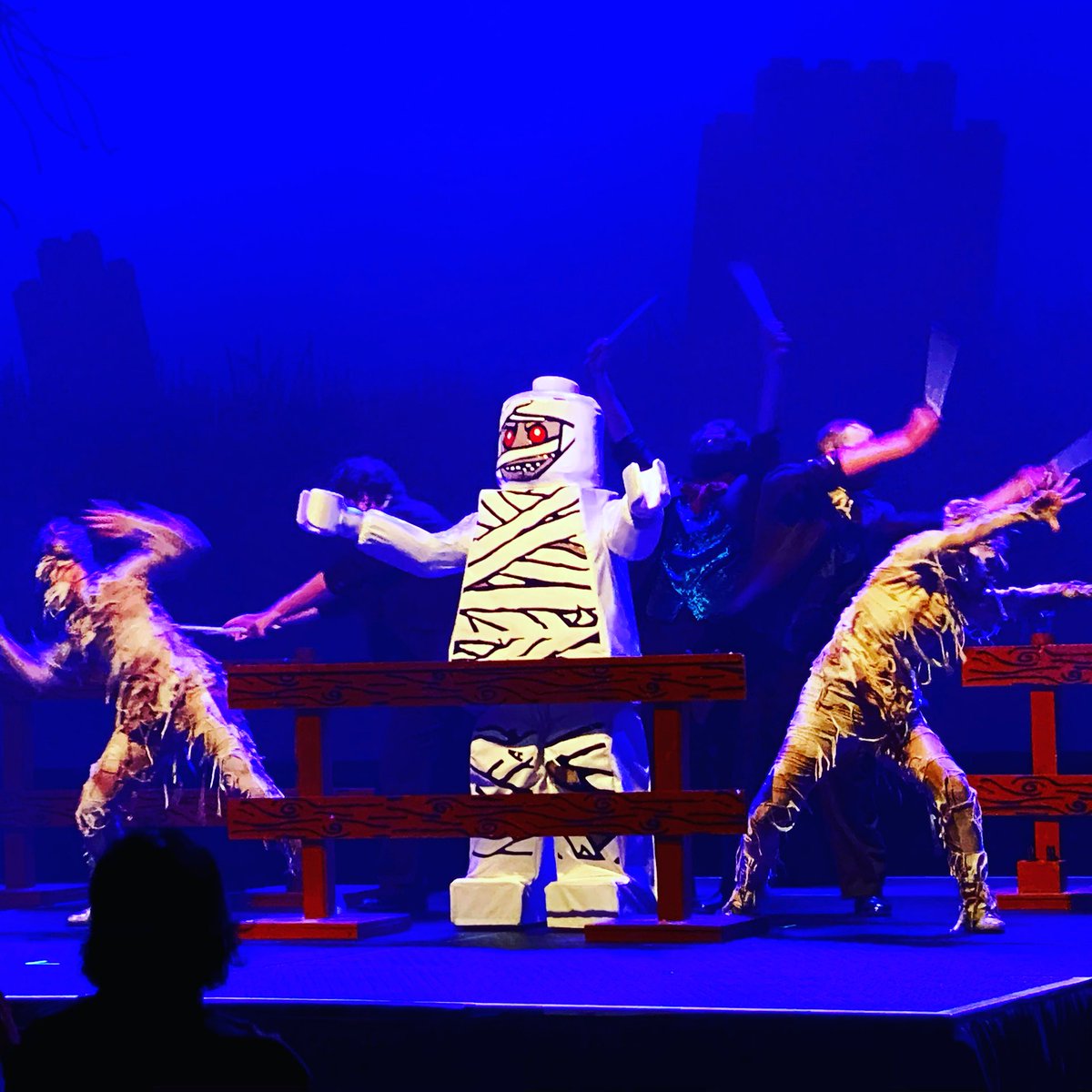 ☠️#BrickorTreat at ⁦<a href="/LEGOLANDFlorida/">LEGOLAND Florida</a>⁩ offers many cool exclusive activities including the awesome Groovin’ Graveyard stage show - a must! #Halloween #TrickorTreat #BuiltForKid