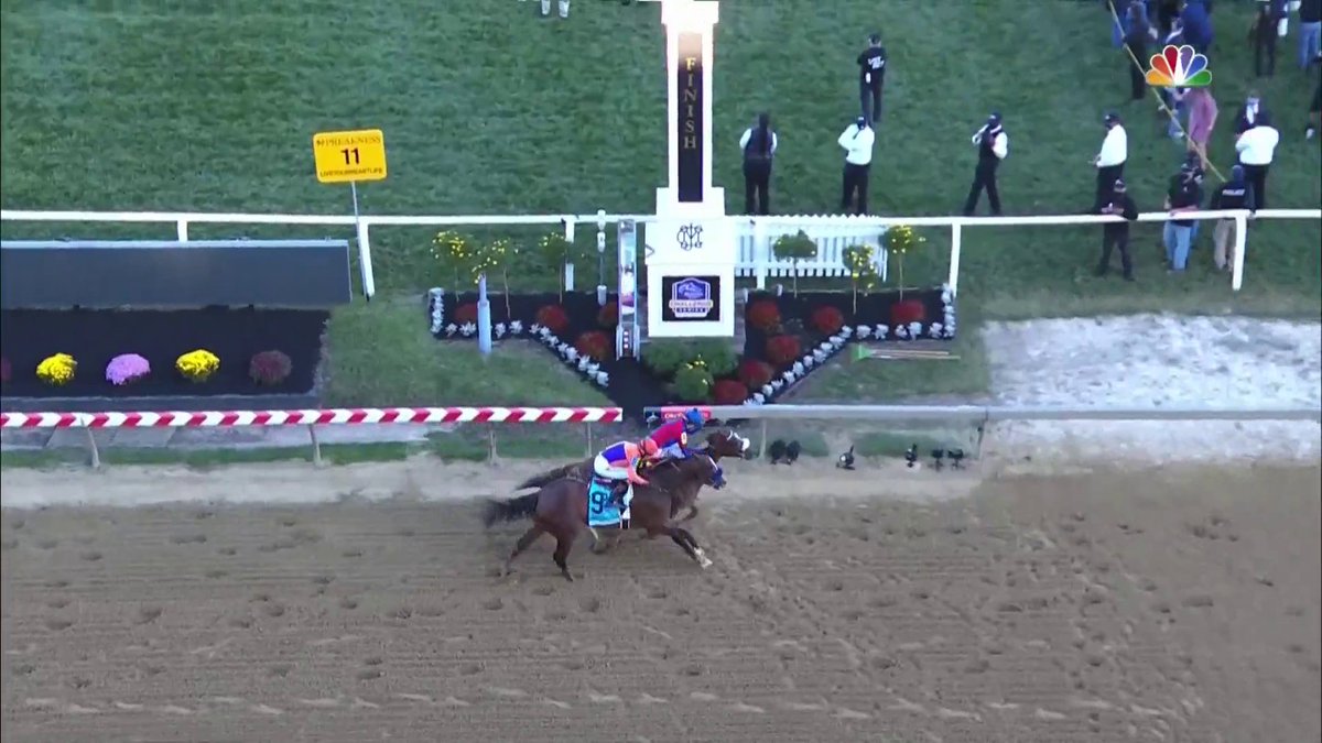 NBCSports's tweet photo. THE FILLY WINS IT IN A PHOTO FINISH!!! 

Swiss Skydiver wins the @PreaknessStakes! https://t.co/LqLEJZC1eh
