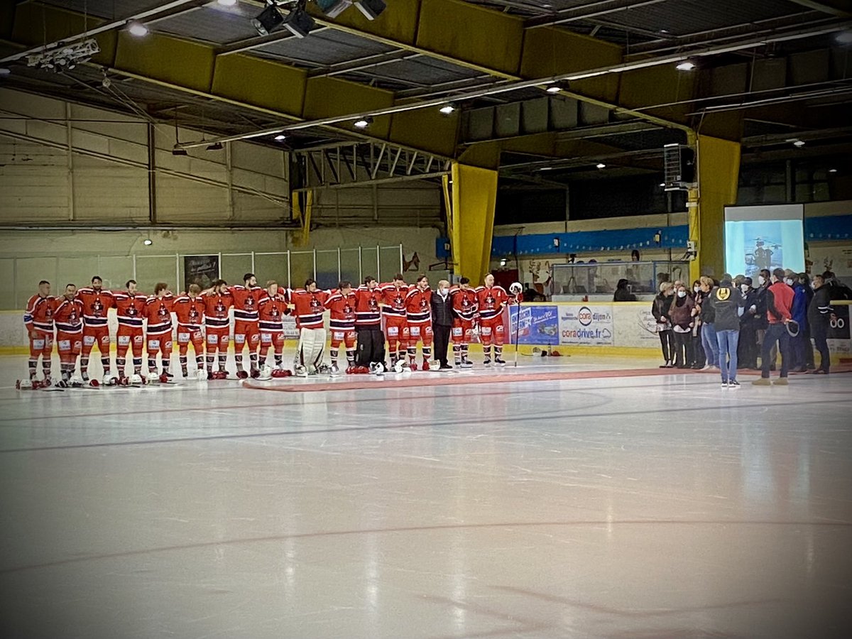 Tous ensemble pour un dernier hommage à Steve, Merci a tous