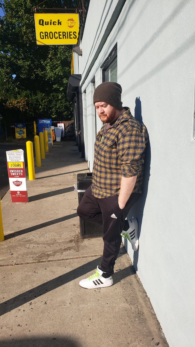 MattyDVO72's tweet image. Despite being a native Jersey boy, it has taken me 20 years to finally make the trip down to the #QuickStop a place where @ThatKevinSmith unknowingly shaped a major part of my sense of humor and desire to entertain.