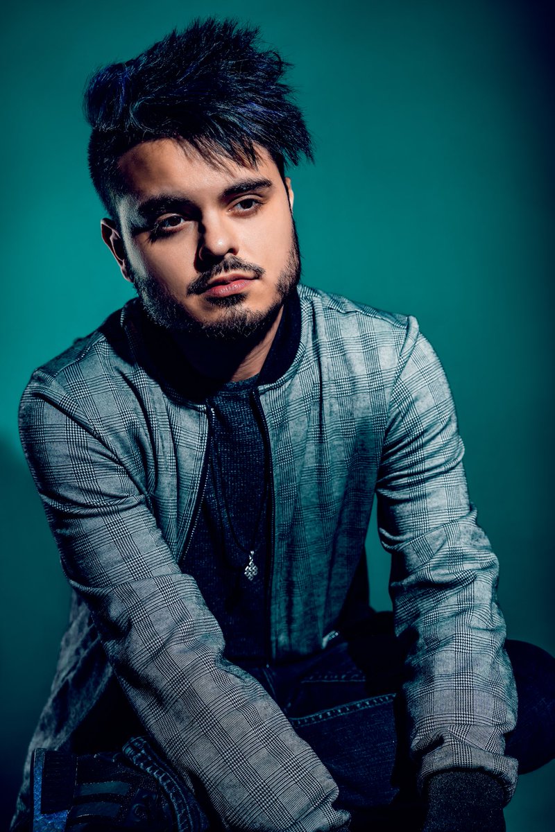 Who do you follow when your phone dies?