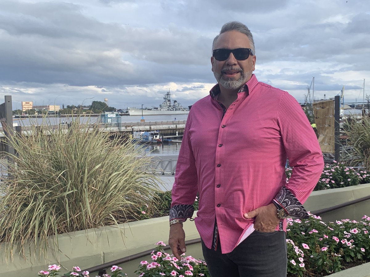 DrKeithJohnson's tweet photo. Leadership Intelligence (LQ): When bad things happen always tell the truth. People can handle bad news and will have compassion. People will punish you for cover ups and deception. #drkeithjohnson #lqsolution https://t.co/akT3JpKpgR