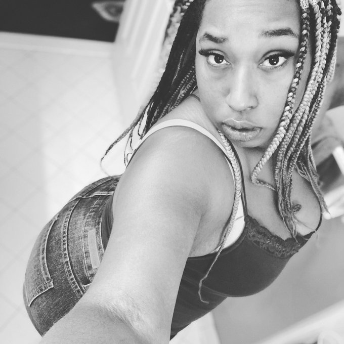 Topless Toni’s pics and videos