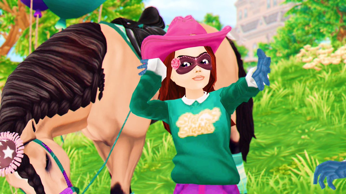aryapinefall's tweet photo. more from @StarStable ‘s celebration https://t.co/MNd0j4Z5kP