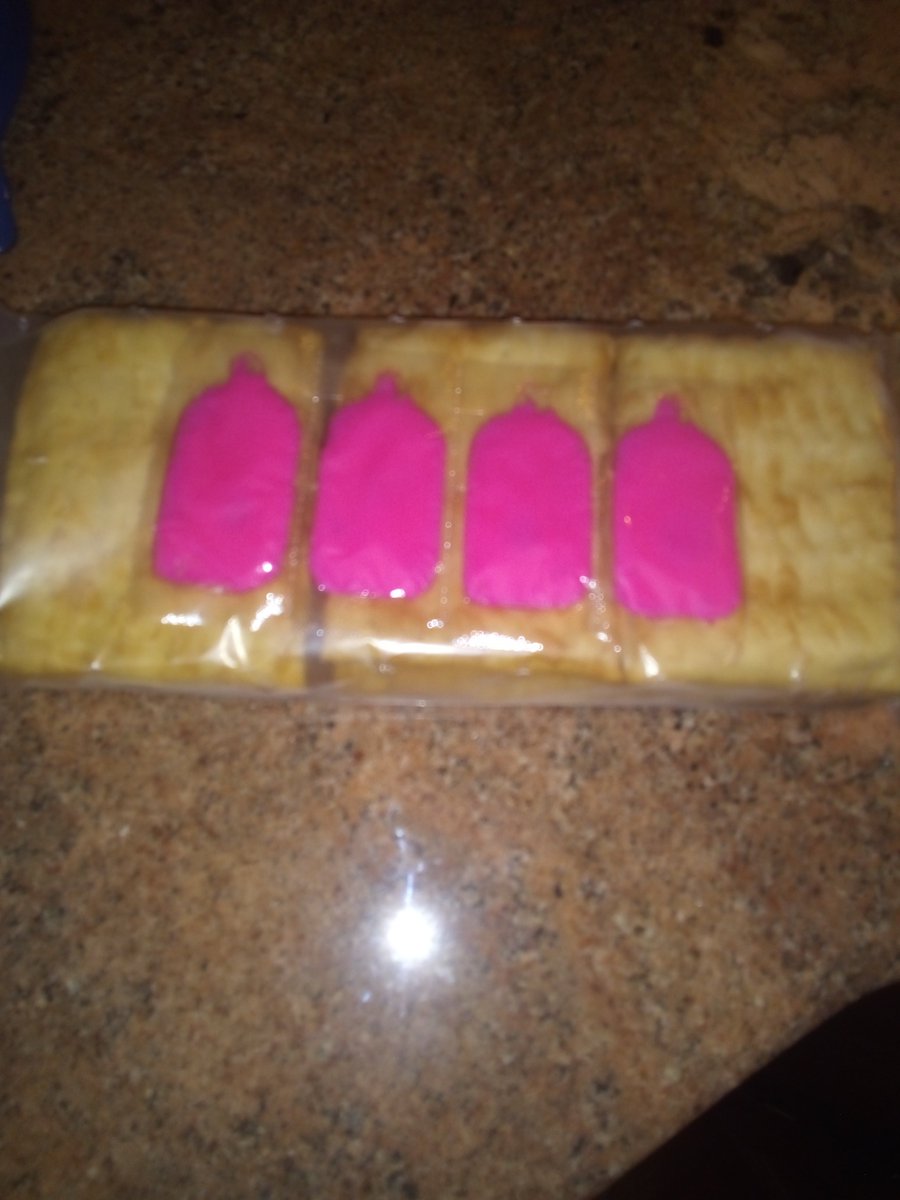 EvanElo1's tweet photo. It's pink!!! https://t.co/fkyGRftKQt
