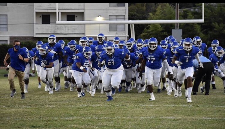 ykaustinn's tweet photo. MY GANG OR NO GANG 👹 # senior szn🎸 https://t.co/9VliM4yx7f