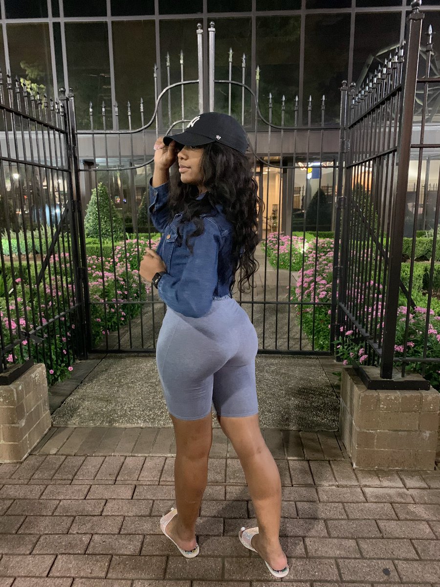 Sam Renae' (@sammrenaee) / Posts / X