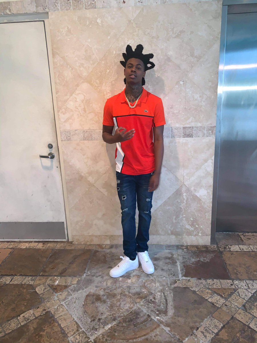 KglizzyKmoney's tweet photo. ๐ฎ๐ฎ๐ฎ #MiamiVibez https://t.co/QZ36PvHk93