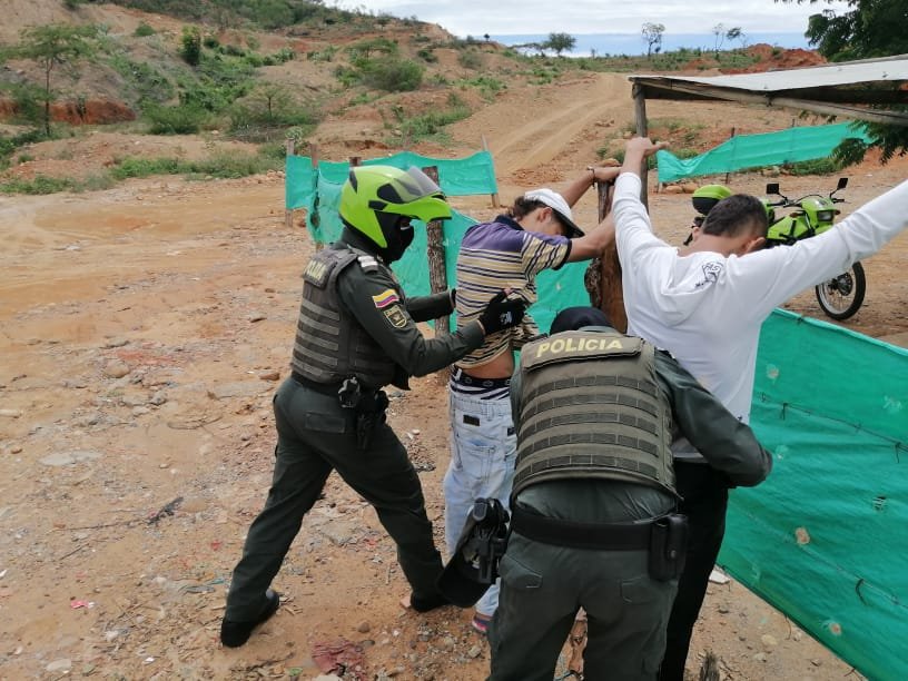 NorteSeguro2018's tweet photo. El Grupo #Cobra de la #FuerzaDisponible #PolicíaMetropolitana de #Cúcuta realiza patrullajes en los barrios #TechoAzul, Trochas alrededores #CárcelModelo, #Ceci y #MaríaPaz garantizando la seguridad y convivencia ciudadana. @SeguridadCucuta
@CucutaSeguridad @Cucuta_Online https://t.co/hZDkDNYyGN