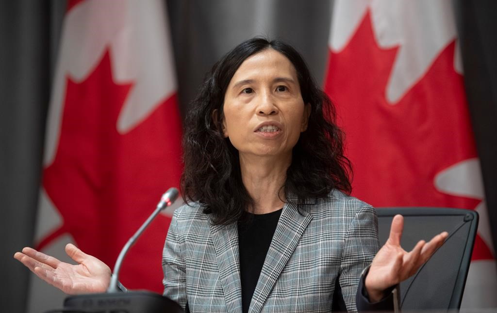 Canada’s chief public health officer says the country is running out of time to prevent a large resurgence of COVID-19.  bit.ly/36vQP47