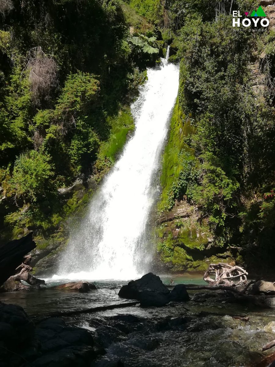 TurismoElHoyo's tweet photo. Activa tus sentidos 😍😌
Catarata Corbata Blanca
.
.
.
#CuidarseEsCuidarnos
#QuedateEnCasa
#CuidateParaVolverAViajar
#LaNaturalezaTeEspera
.
.
.
#ElHoyo #TurismoElHoyo #CorredorDeLosAndes #ChubutEsTuViaje #patagoniaargentina #LugaresPorDescubrir #surargentino #bellezanatural https://t.co/Fa0Nzwal5x