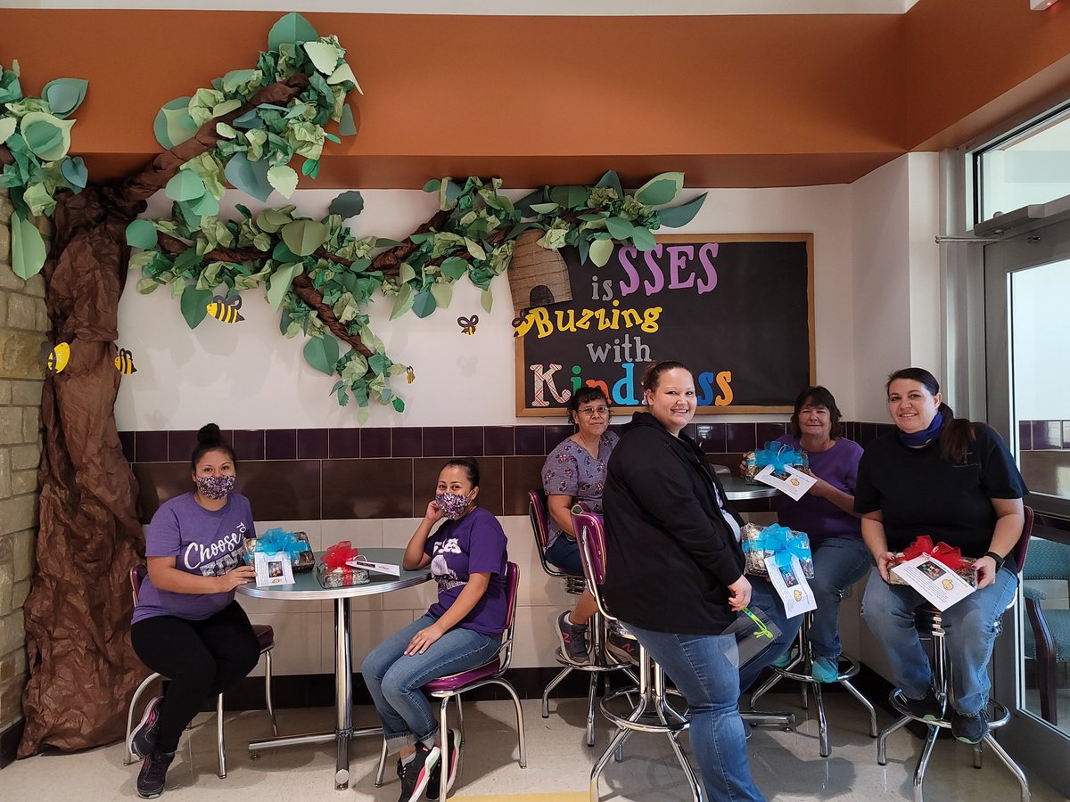 SSES_Armadillos's tweet photo. We have the best custodians in the world. It was an honor to  celebrate them yesterday. Thank you for all that you do to make our campus safe and beautiful.  You are dedicated and serve in excellence.  We are grateful.  Thank you too Alamo Pecan for making the lovely gifts. https://t.co/LRI5Hh4QB2