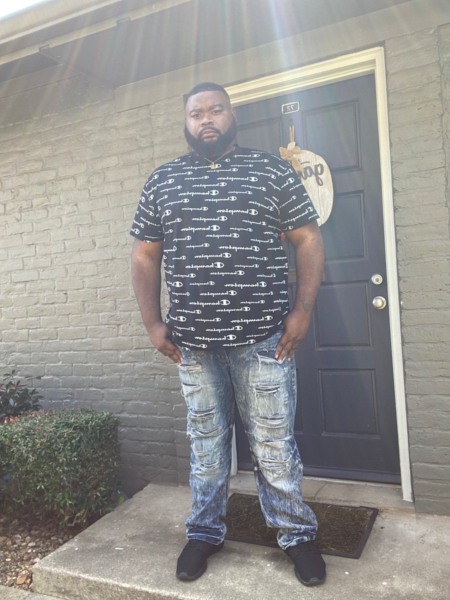 Kpllayer's tweet photo. #BigGuyTwitter  #SaturdayVibes #SaturdayMood https://t.co/SFK5OgPRRF