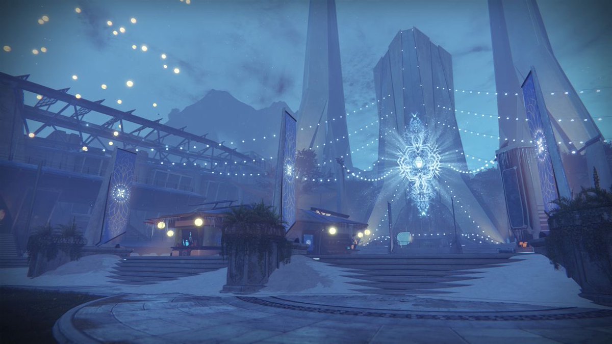 DestinyNostalgi's tweet photo. The Tower throughout a year. #Destiny https://t.co/zUwAoDnZtR