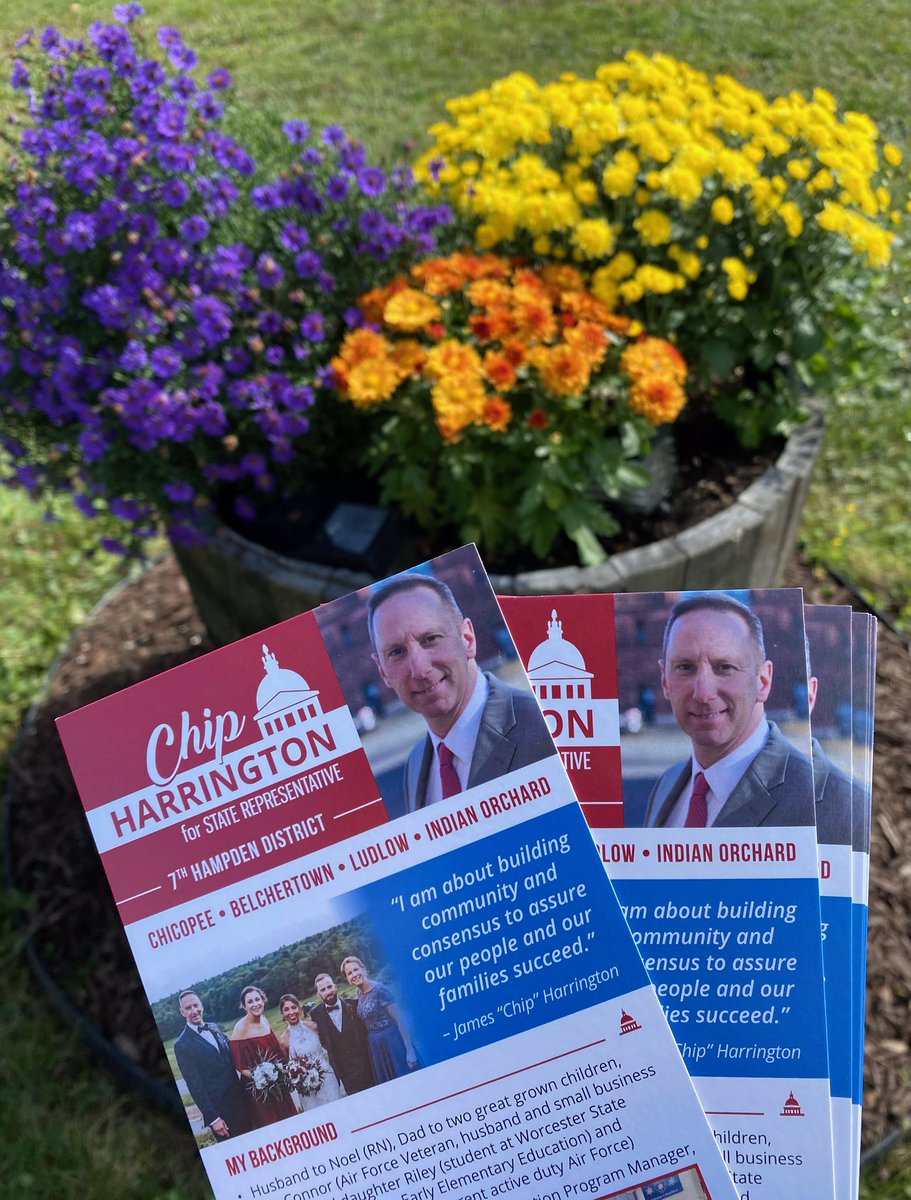 ChipH207's tweet photo. I’m so thankful to have the support of these great people. We are well on our way to hitting our goal of 400 doors today. 🇺🇸 
#imwithchip https://t.co/6T7234l2wo