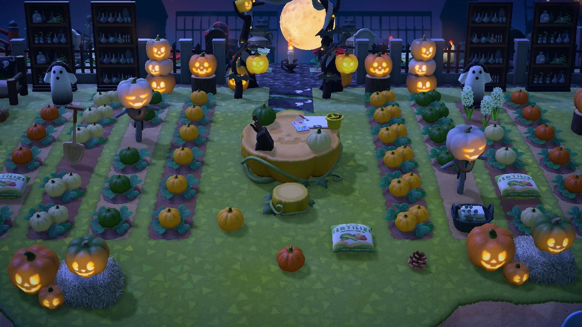 Gothic_Crossing's tweet photo. I re-vamped my old pumpkin patch & here's what it looks like now! #cottagecore #gothcore #ACNHcottagecore #AnimalCrossingNewHorizons #acnh #acnhgothcore #acnhfallupdate #acnhhalloween https://t.co/yGLHwpV19Z
