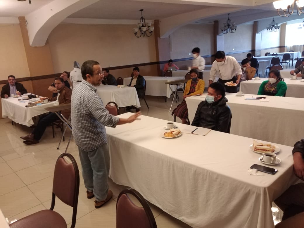 PSPCGuate's tweet photo. #Totonicapán la formación genera cambios, hoy continuamos con temas acerca de los problemas socioeeconómico https://t.co/JaFARwUIRx