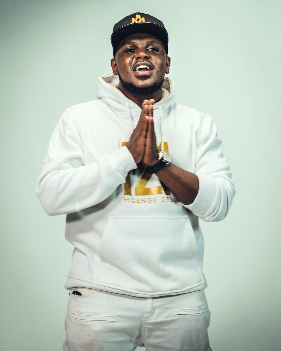 Noninimgenge2ru's tweet photo. Thank you #Wagenge2Ru for receiving my New Album and Music Video for #WatotoWaMungu positively. Happy birthday to the late Libra Baby @bruceodh Tribute happening today on Facebook LIVE!!! From 11pm...https://t.co/wotAguec1Q https://t.co/OH9nL9WWYb