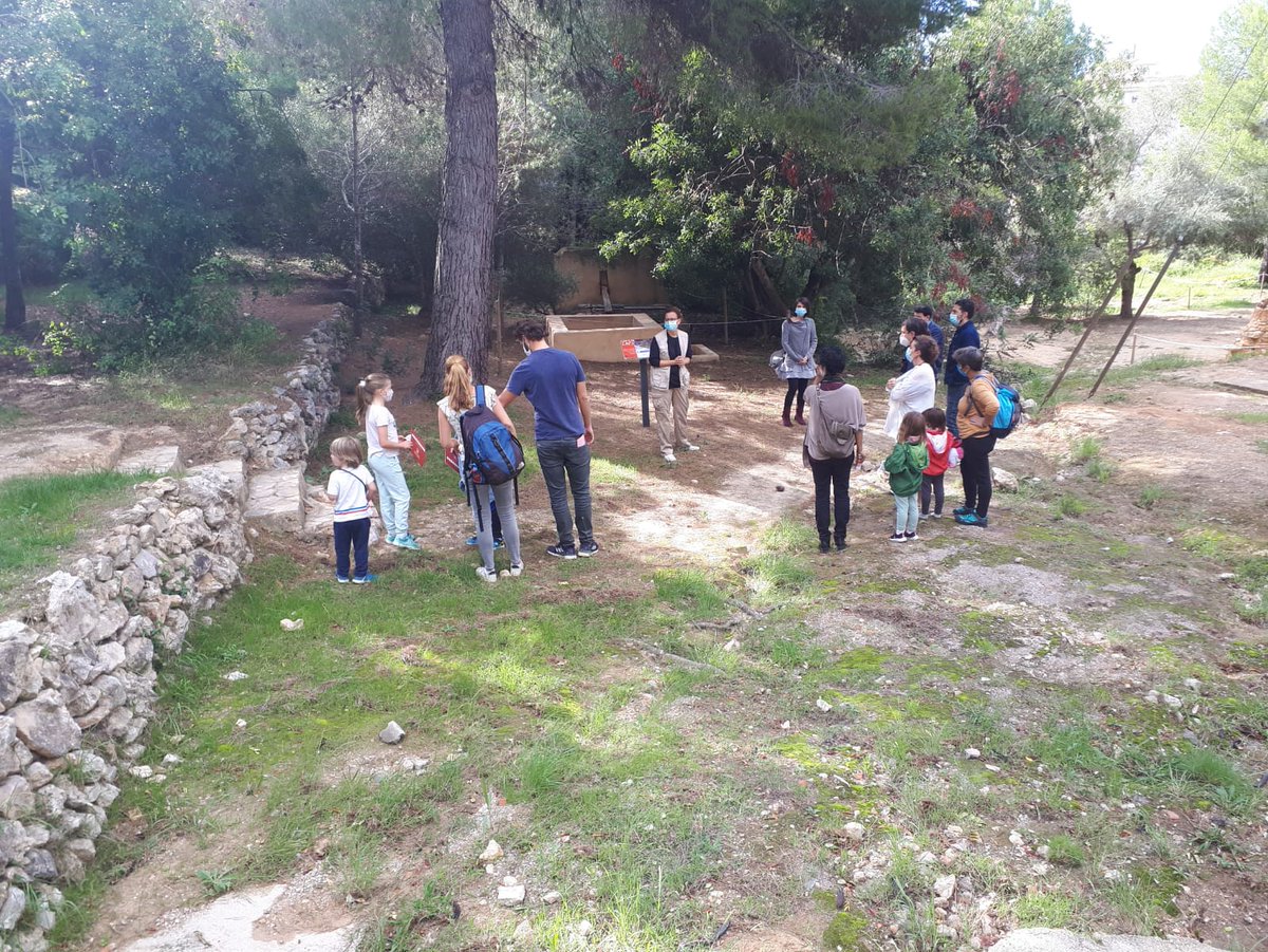 Calafell_Hist's tweet photo. Força gent avui a la #ciutadellaibèrica pel Cap de Setmana Ibèric! Gràcies per la vostra visita! 

Demà ornem a fer portes obertes al jaciment (les reserves per al taller estan completes).

#rutadelsibers #calafell #patrimonicalafell #CSI_ibers https://t.co/MDtJmgga2C
