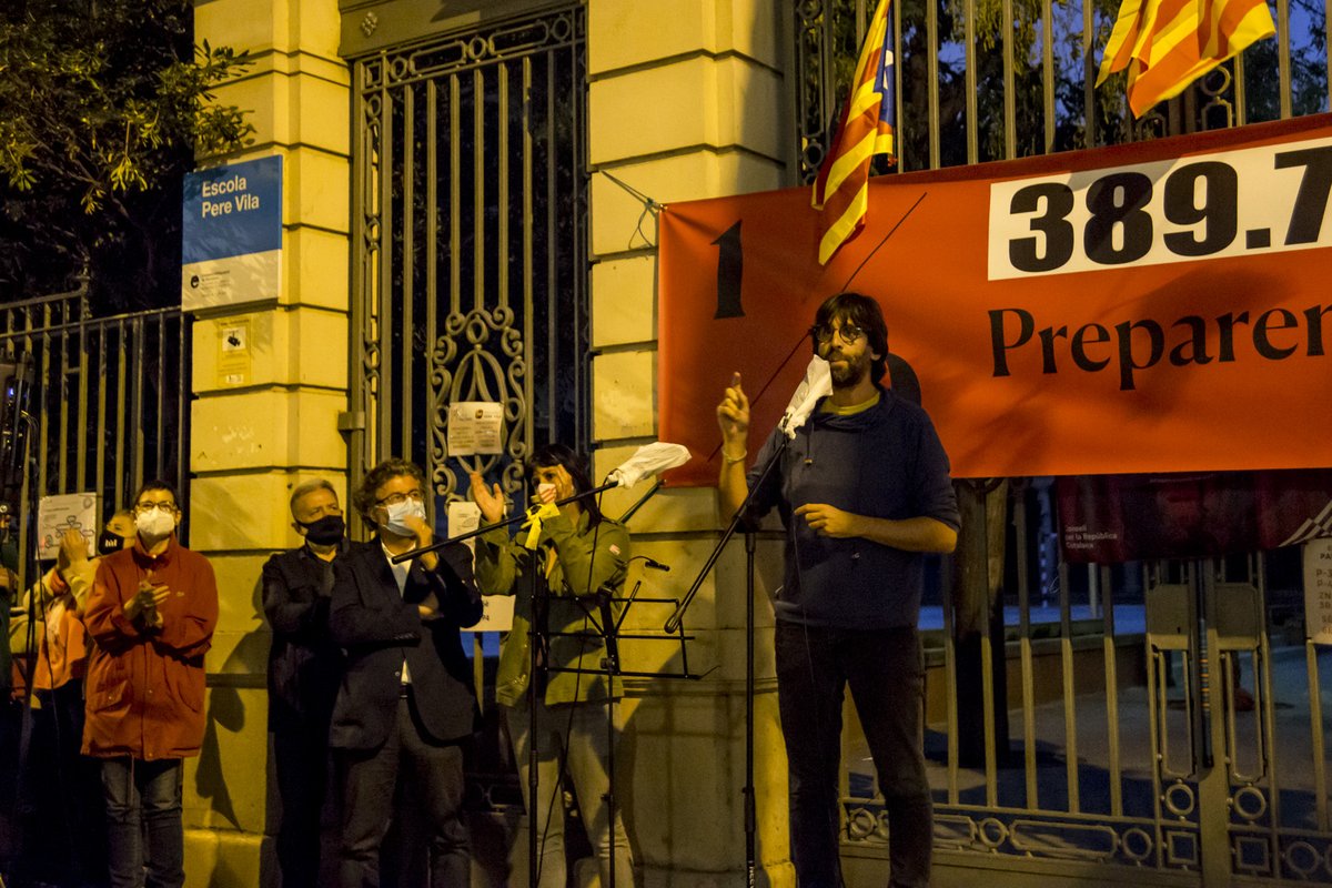 CLxREixampleBCN's tweet photo. Recull fotogràfic 3 de 3 de l'acte del @ConsellxRep amb motiu de l'acte commemoratius de l'1-O
#PreparemNos
#ConsellsLocals
#1oct2020
@Fem_Consell https://t.co/QSxNHDAJty