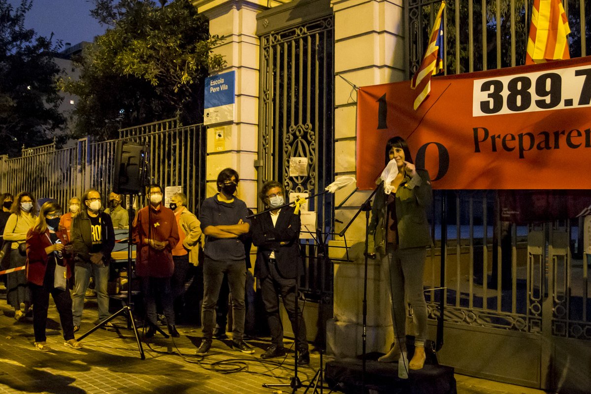 CLxREixampleBCN's tweet photo. Recull fotogràfic 3 de 3 de l'acte del @ConsellxRep amb motiu de l'acte commemoratius de l'1-O
#PreparemNos
#ConsellsLocals
#1oct2020
@Fem_Consell https://t.co/QSxNHDAJty
