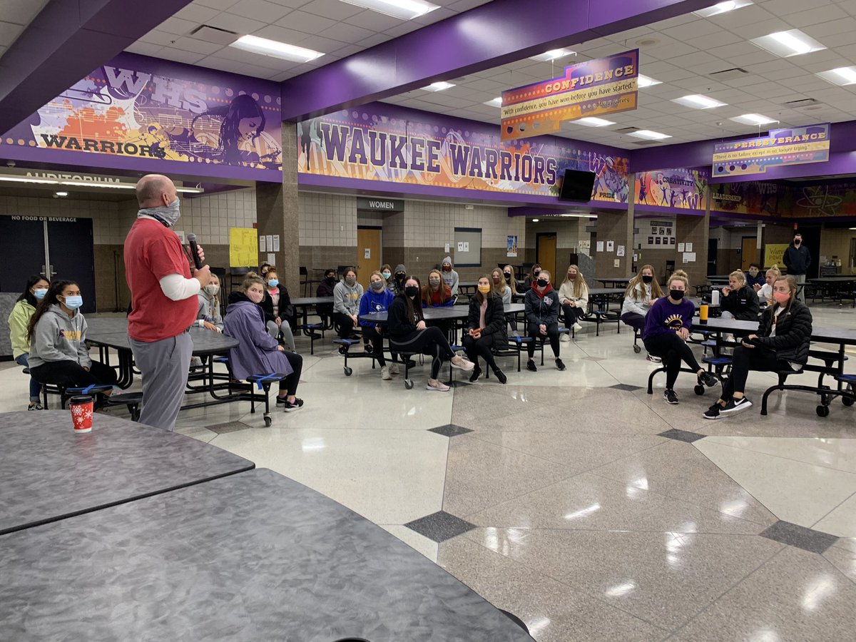 Waukee_NHS's tweet photo. NHS took part in the @ALSAIOWA #WalkingAsOne event. Combined with last year’s fundraising efforts, WHS NHS has raised nearly $5,000 to support research, treatment, and a cure for those impacted by ALS. Thanks so much for everyone’s participation and support! 
@WaukeeCSD https://t.co/U5mIq4KeU2