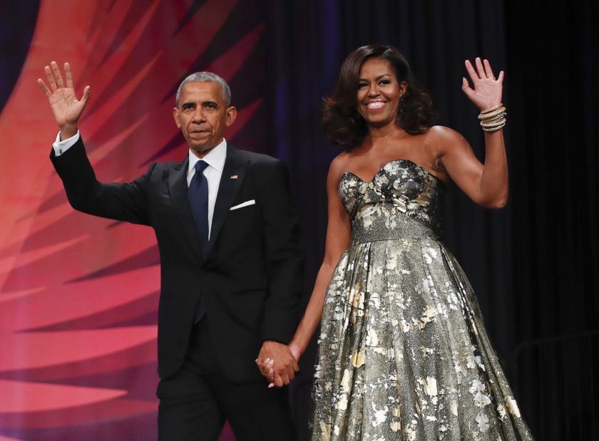 pshinkicker61's tweet photo. Happy 28th wedding anniversary to The Obama’s. I miss them every second of every minute of every hour of every day.
#ObamasAnniversary #HappyAnniversary #BadAssBarack #MichelleObamaIsMyQueen #28Years https://t.co/IPtJjdkdBc