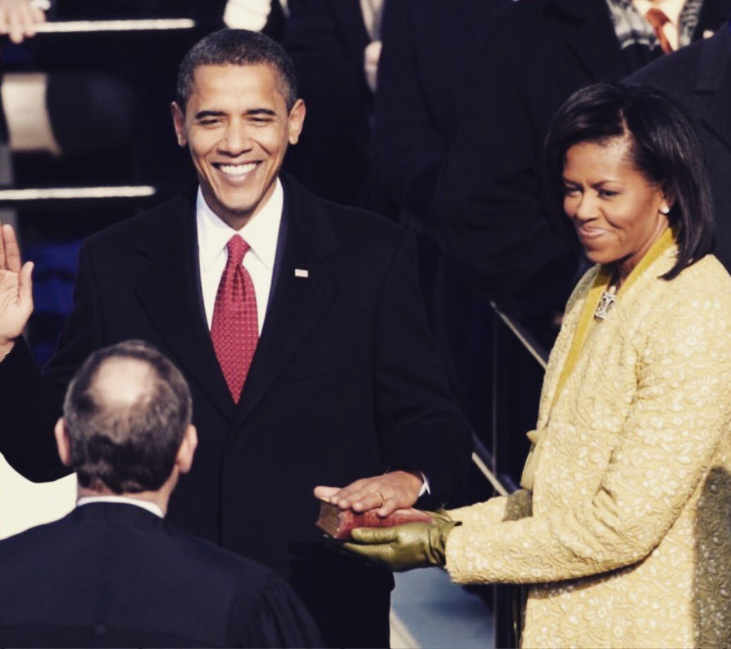 pshinkicker61's tweet photo. Happy 28th wedding anniversary to The Obama’s. I miss them every second of every minute of every hour of every day.
#ObamasAnniversary #HappyAnniversary #BadAssBarack #MichelleObamaIsMyQueen #28Years https://t.co/IPtJjdkdBc