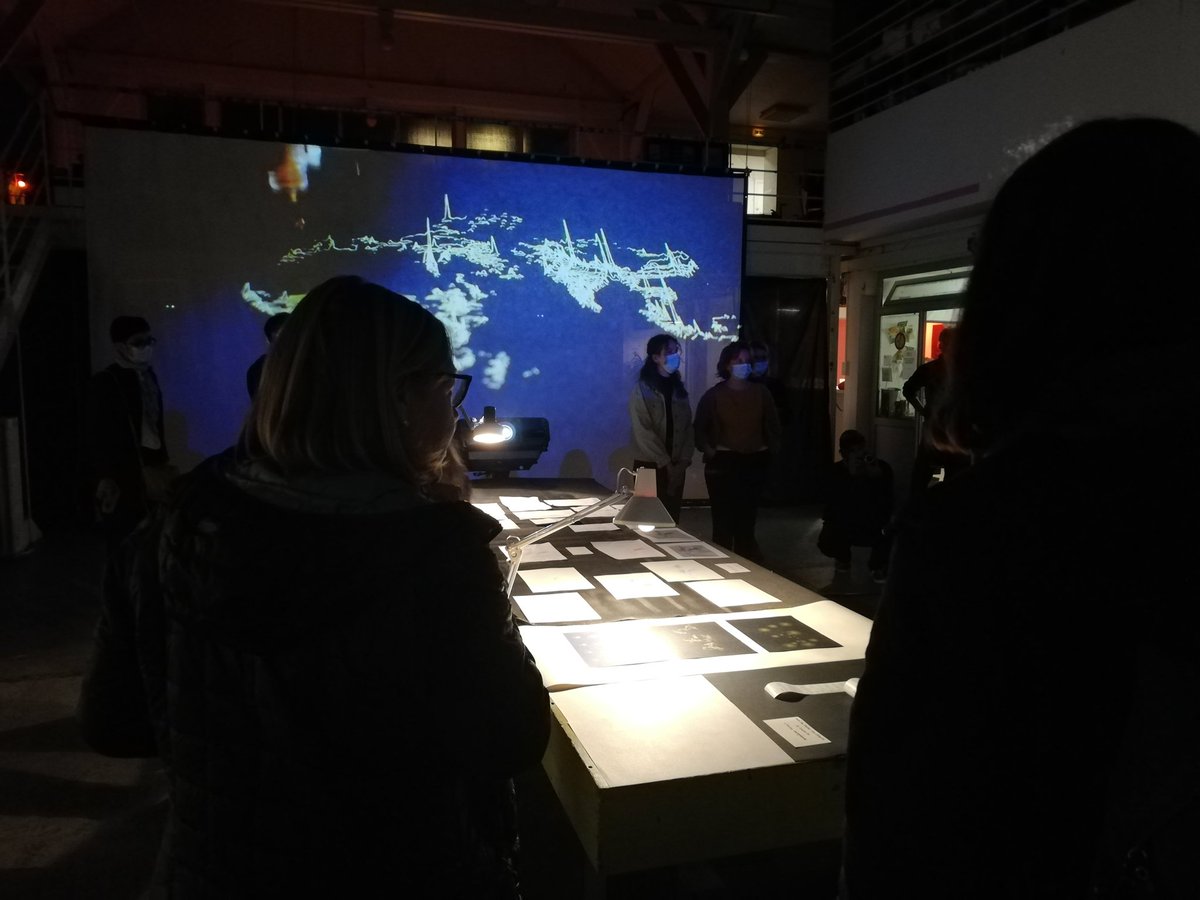 neocartocnrs's tweet photo. Workshop #1 by @migreurop &amp; @EtrangeMiroir. https://t.co/kEVdwznHgw