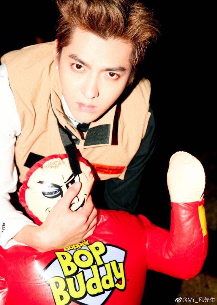 Kris_Colombia's tweet photo. [WEIBO] 201003

Actualización de Kris Wu.

- Caro 

(*) Divino como siempre 😍.
#Testing #WuYiFan #KrisWu @KrisWu #KrisWuTesting https://t.co/qmXdnvsu03
