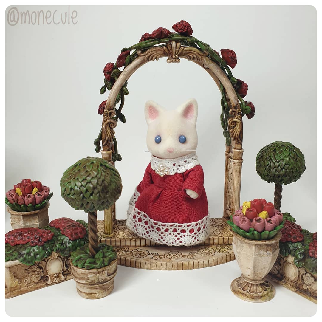 monecule_art's tweet photo. Garden of Lost Memories 🥀
#sylvanianfamilies #calicocritters #シルバニアファミリー #실바니안패밀리 https://t.co/r6fk6lZuJO